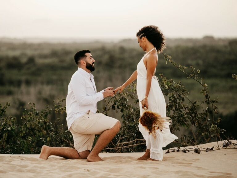 The 1 Thing You MUST Do to Get a Man to Beg YOU for a Committed Relationship.