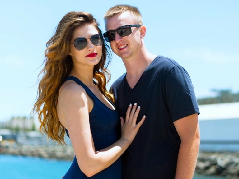 How to Be a High Value Woman (And Make Him Want to Love You Forever)