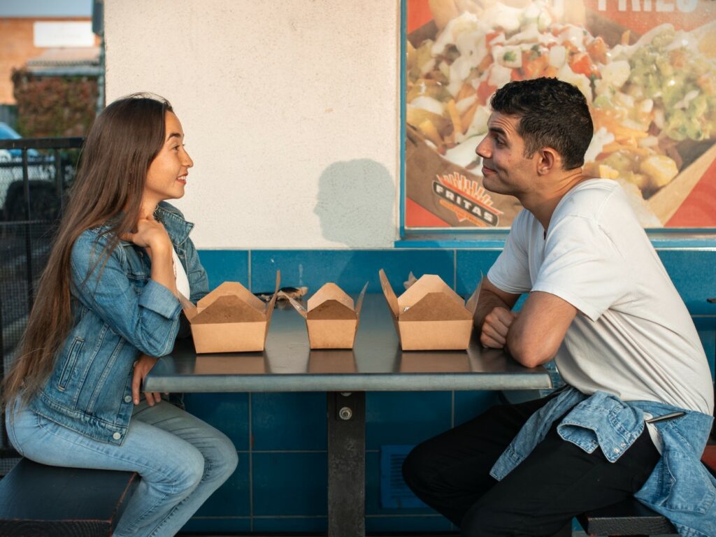 How to Ask a Guy to Meet Up.